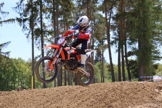 Jinín (24. 05. 2025) ....... MX Kids ....... ZÁVODY (2025) (sumavskyamatercup.cz)